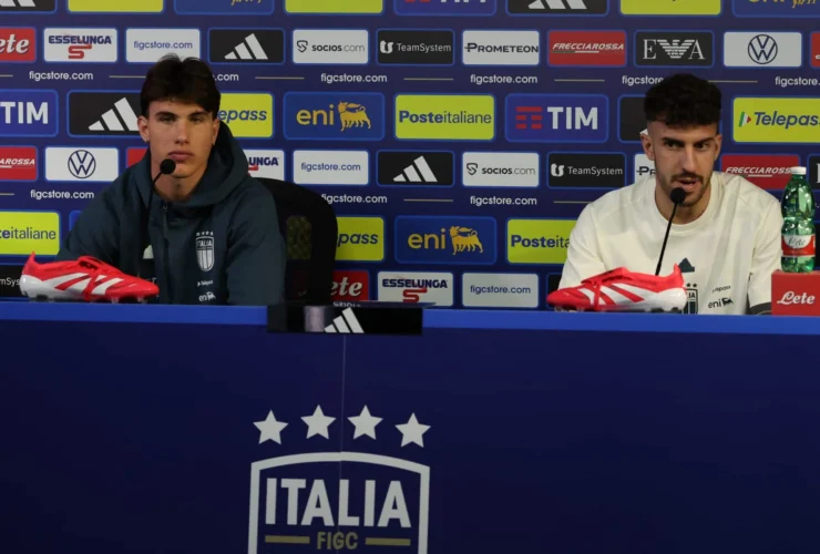 Casadei e Ruggeri onorano Spalletti durante il ritiro Italia-Germania