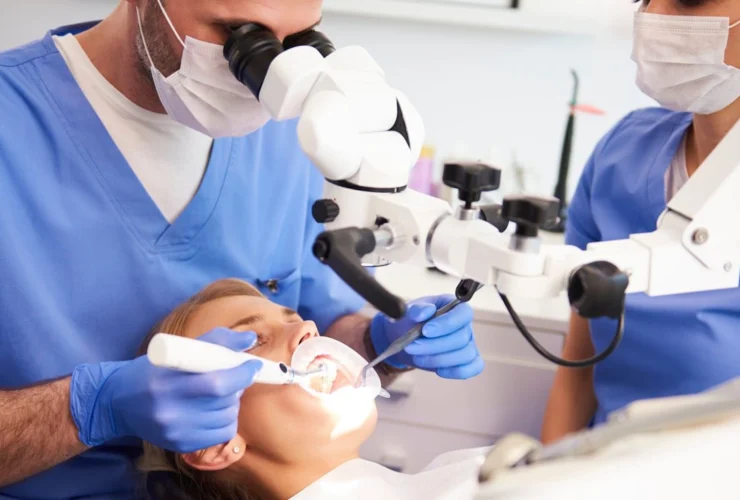 Quattro famiglie su dieci evitano il dentista, al sud la percentuale raddoppia
