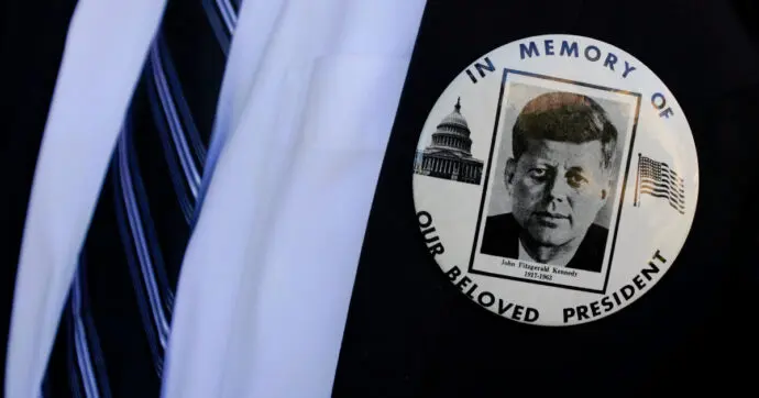Trump svela 80.000 pagine sul caso JFK, appuntamento martedì