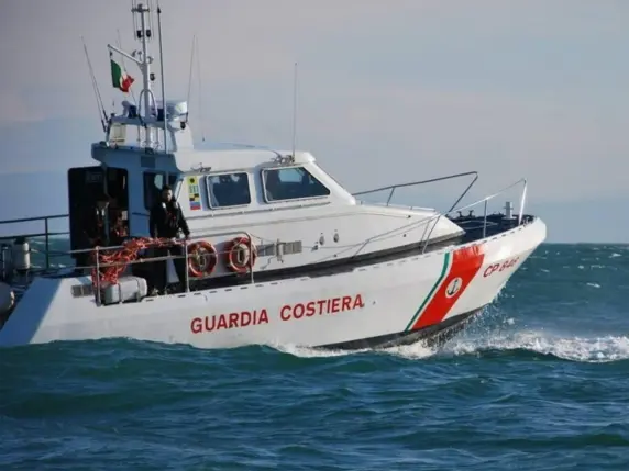 Malore in traghetto verso la Sicilia: muore giovane studentessa