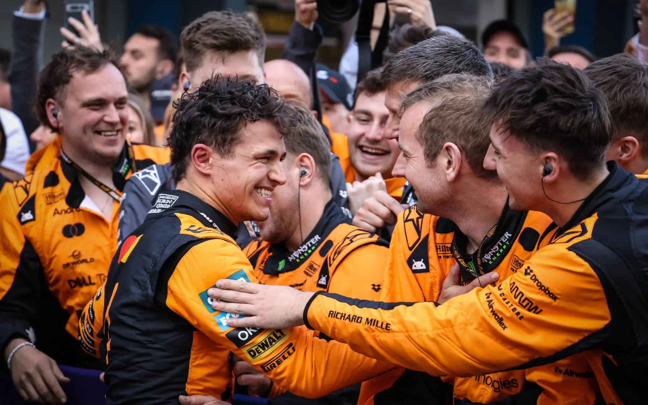 McLaren riporta Norris in cima al campionato piloti di F1