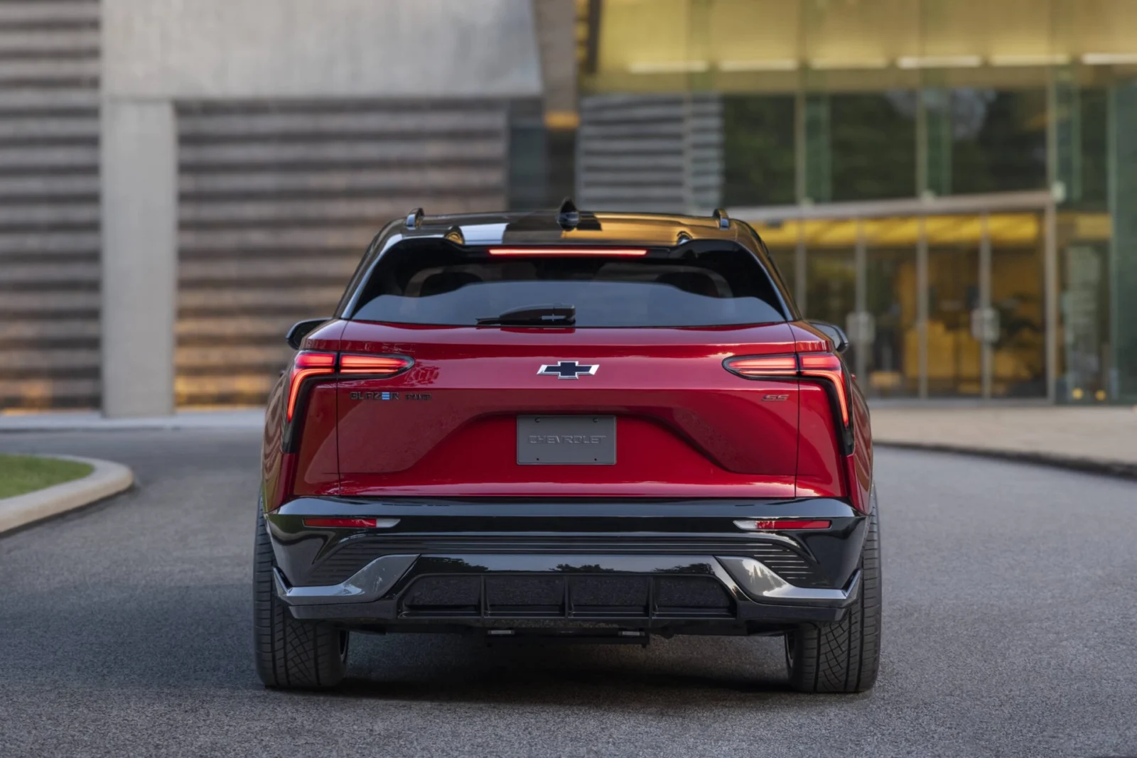 Chevrolet apre le prenotazioni per il potente Blazer EV SS