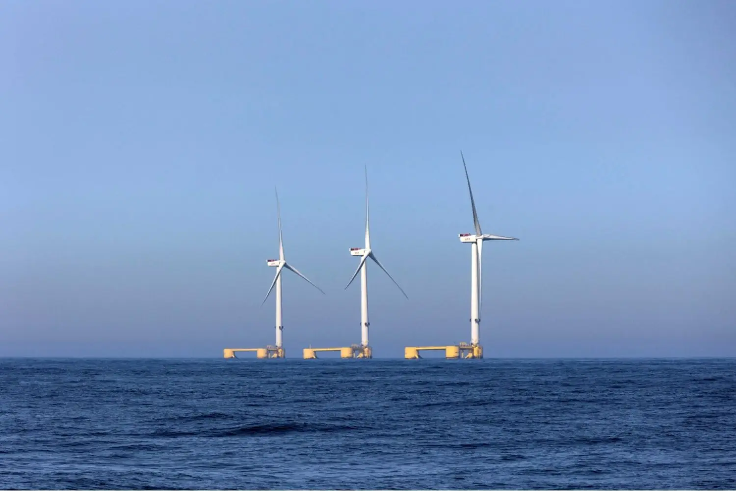 La Francia lancia un innovativo parco eolico flottante da 1 TWh