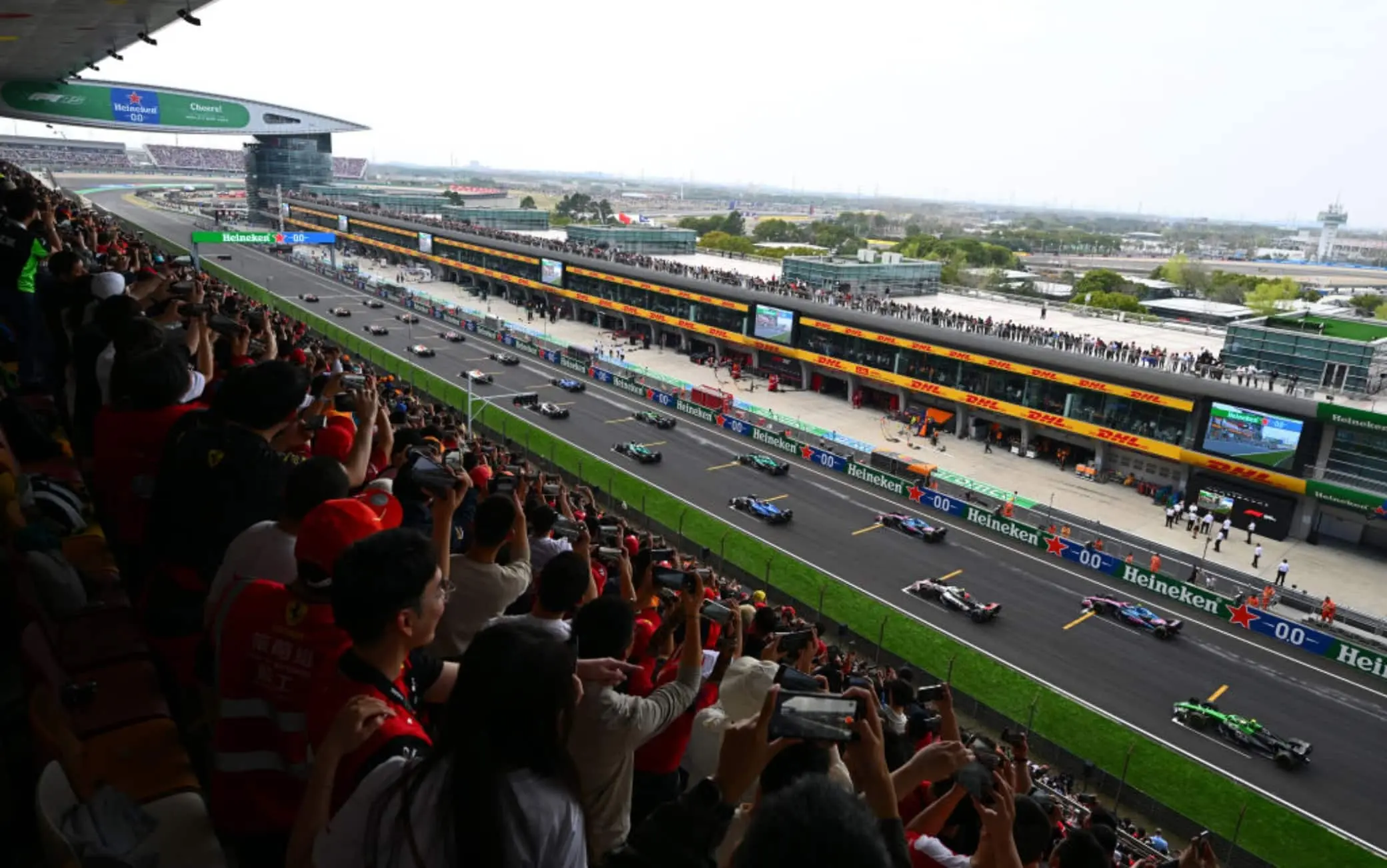 Hamilton sul GP della Cina: “Le nuove regole ci svantaggiano