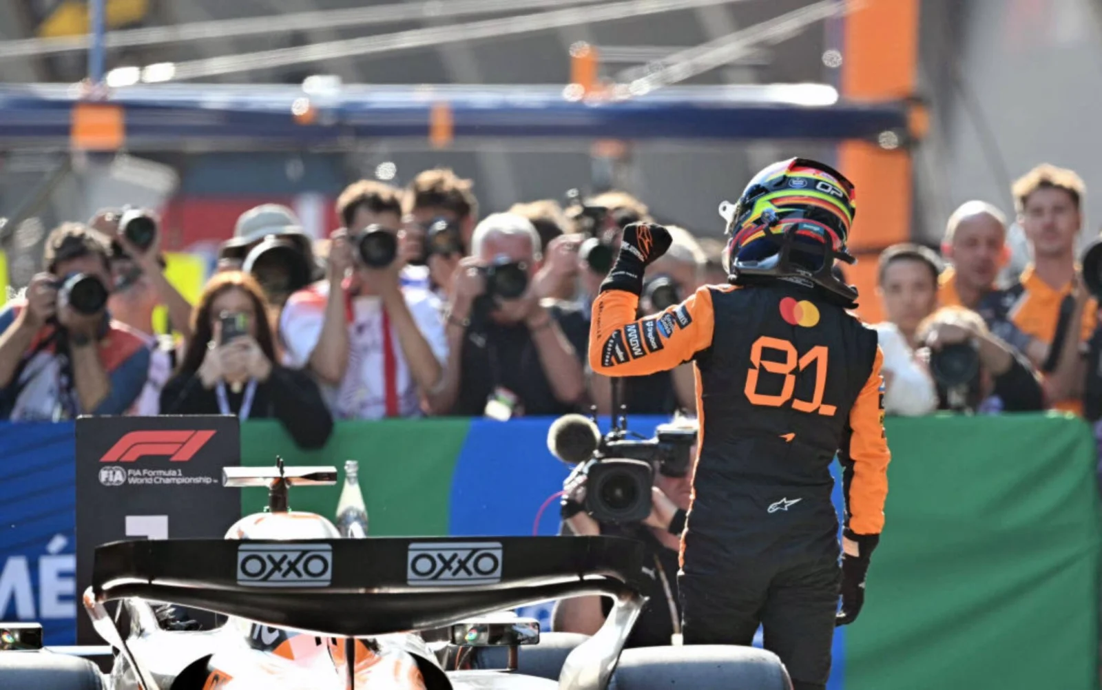 Gp Cina: Piastri vince la sfida dentro McLaren con tenacia