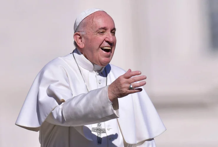 Papà Francesco e il potere del ritorno: celebrazione della vita