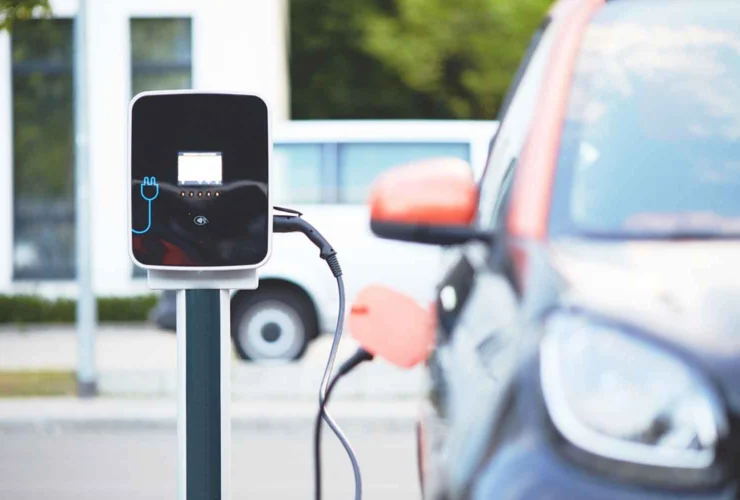 Auto elettriche e risparmi: 20 milioni di tonnellate di CO2 risparmiate