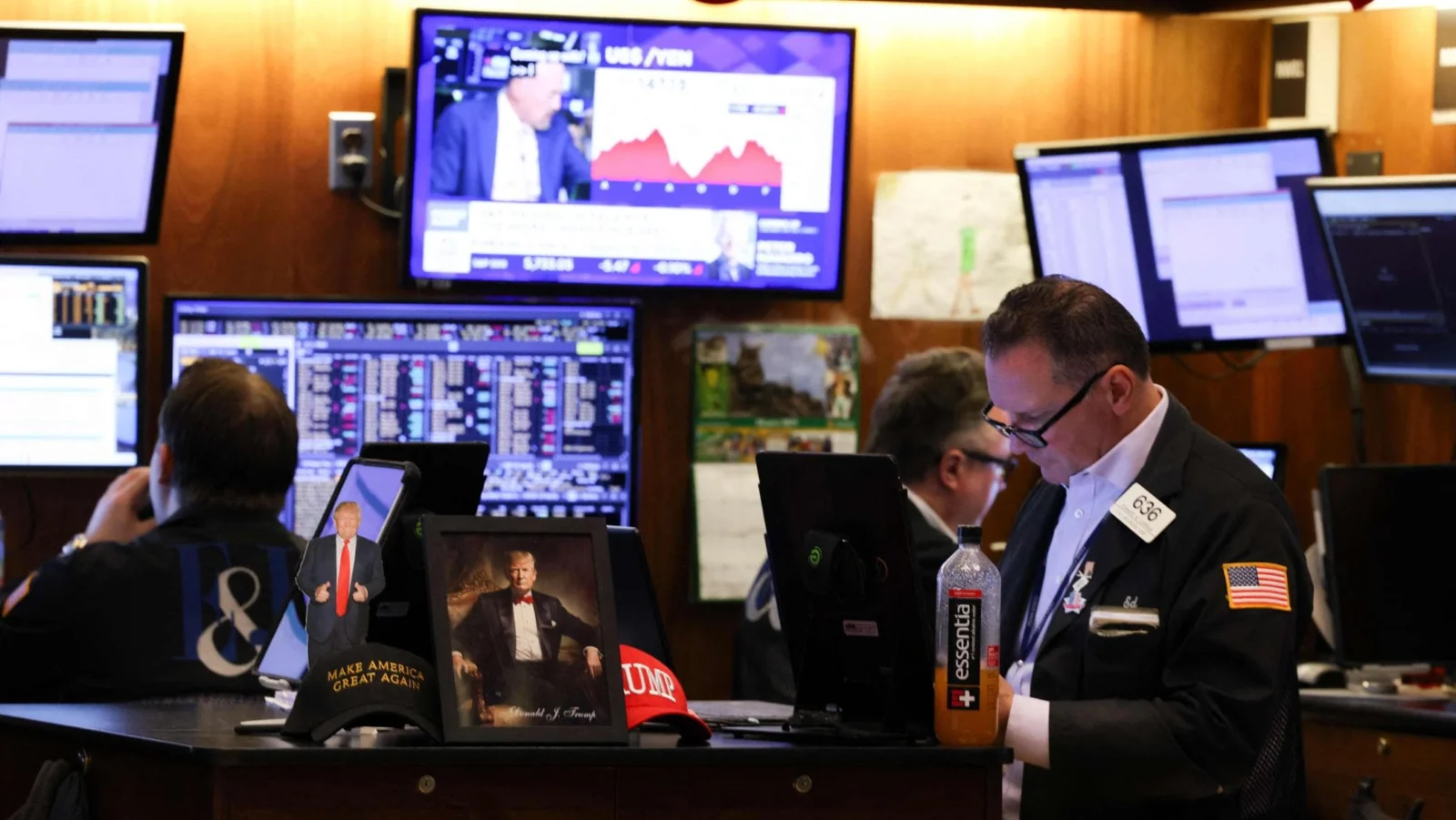 Mercati in calo il 27 marzo: preoccupazioni per dazi e tensioni globali