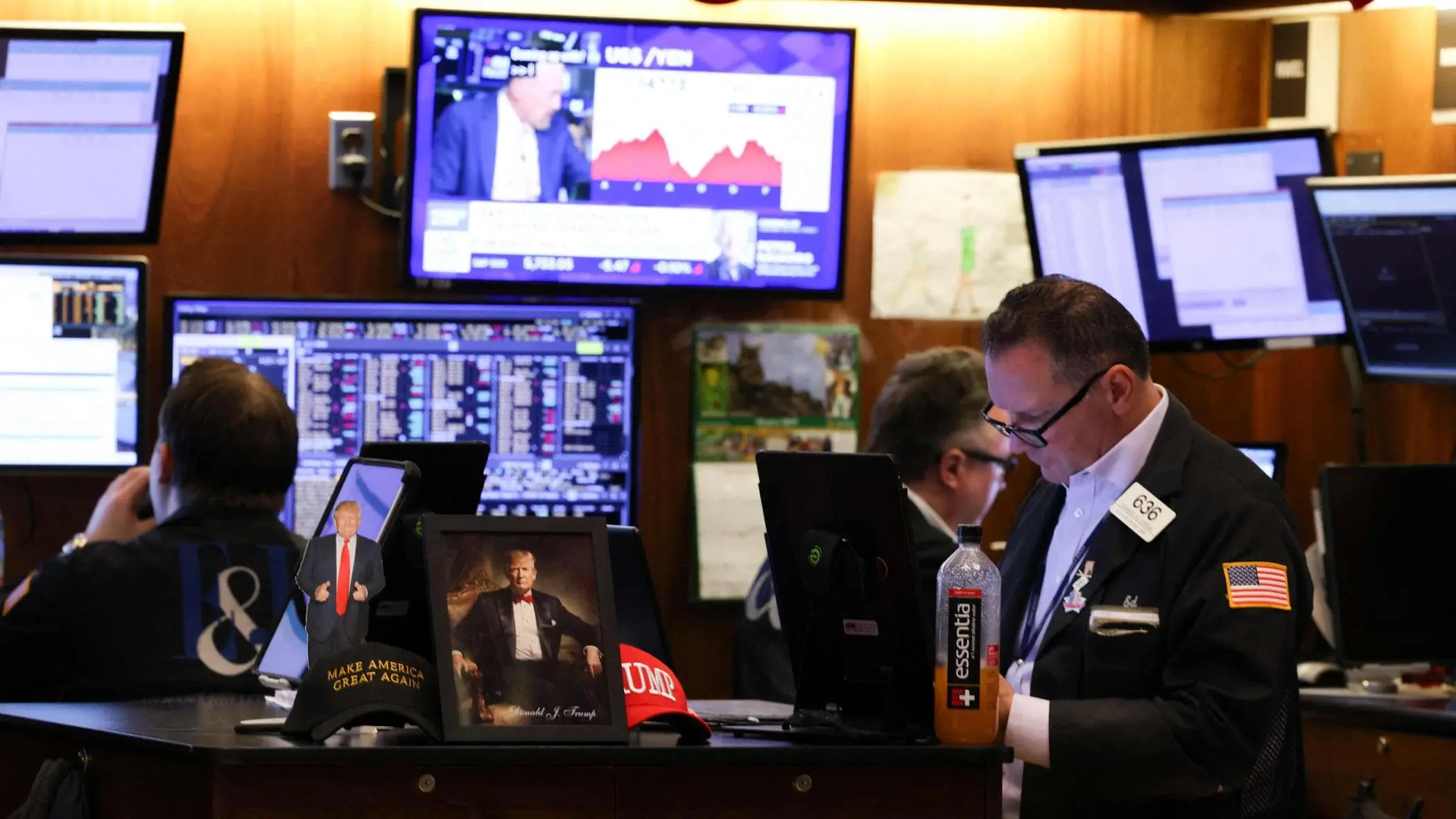 Mercati in calo il 27 marzo: preoccupazioni per dazi e tensioni globali