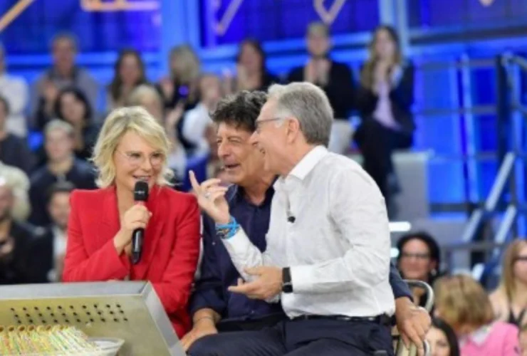 Maria propone un emozionante duetto a Bonolis e De Filippi