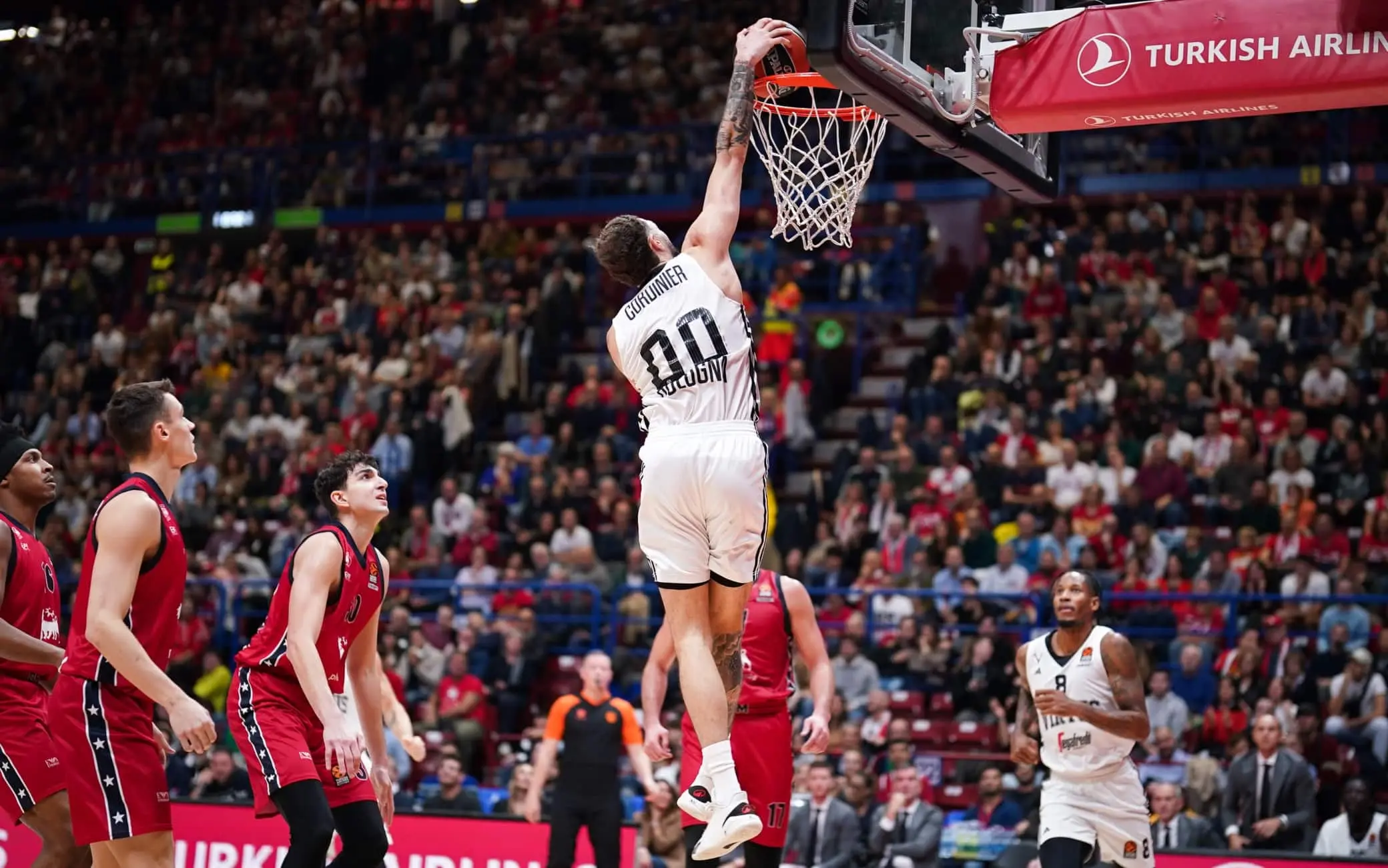 Olimpia Milano sfida coraggiosamente il Barcellona in Eurolega