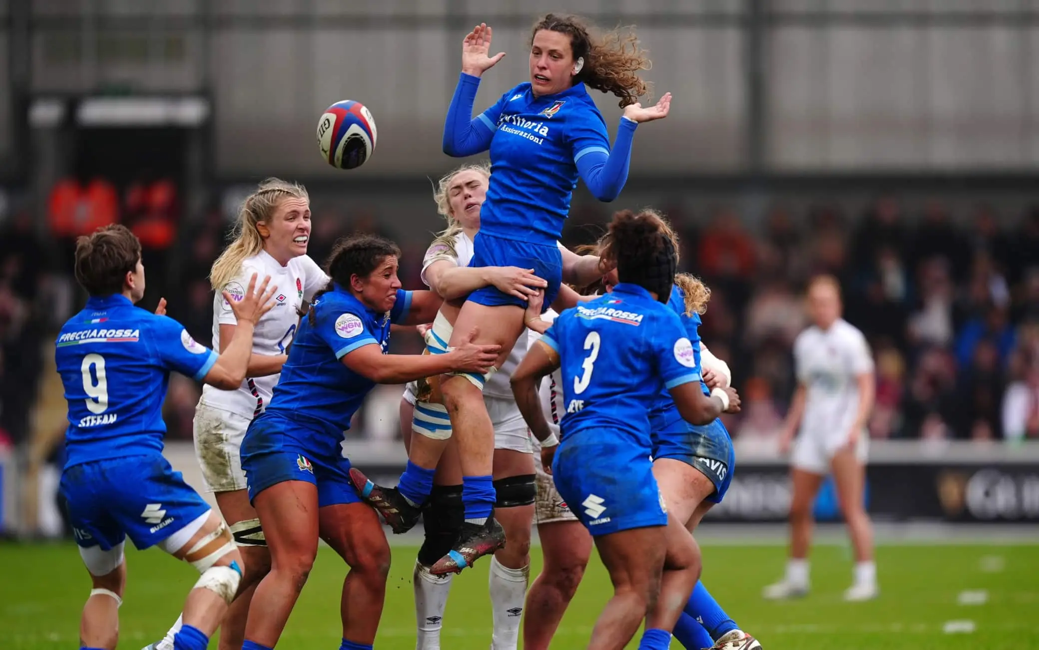 Vivi un weekend emozionante su Sky tra rugby e sfide avvincenti
