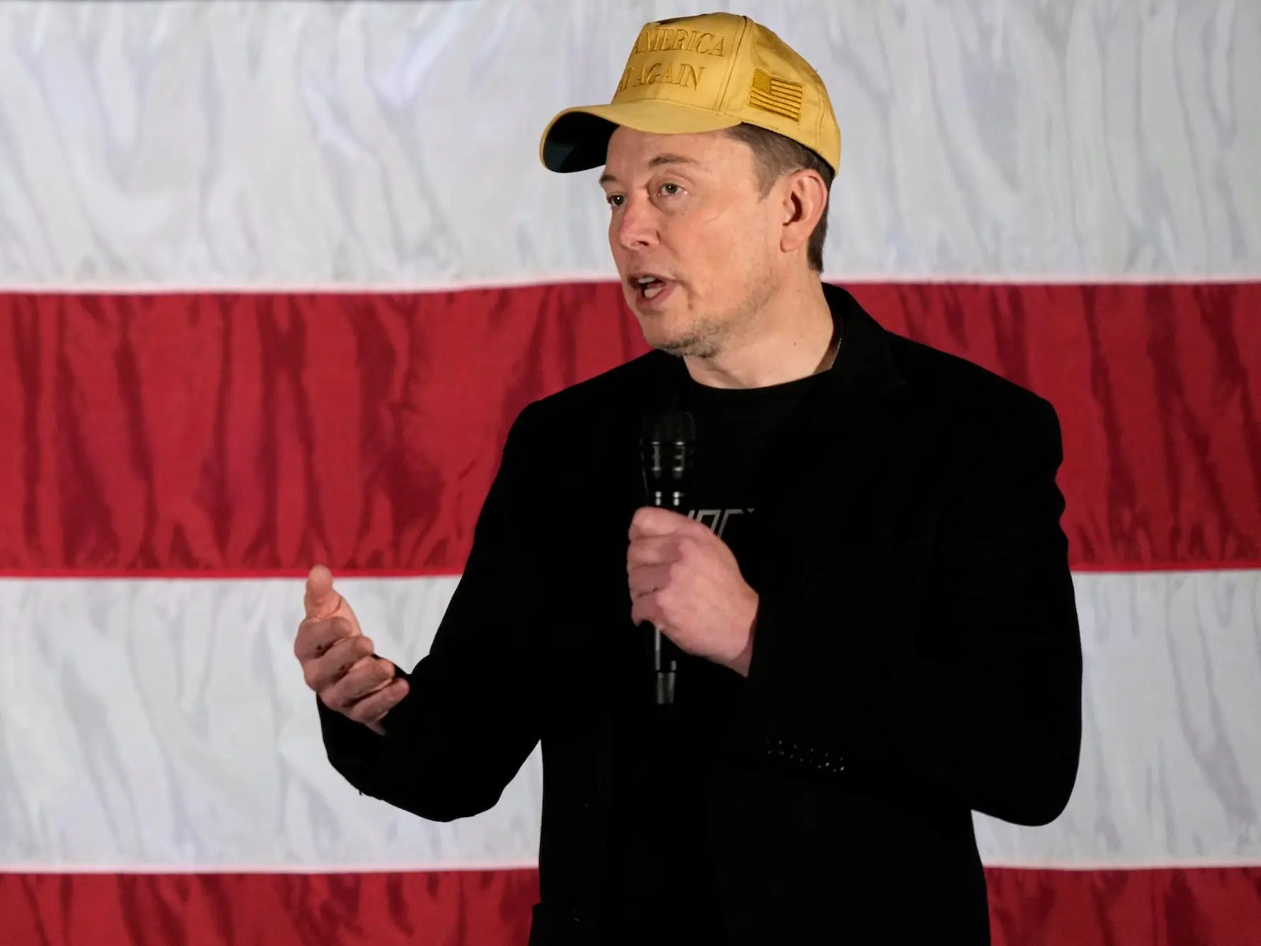 Elon Musk says he’s hitting the campaign trail in Wisconsin, will personally hand out $1 million checks