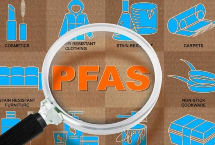 I prodotti di uso quotidiano che contengono PFAS e i loro rischi