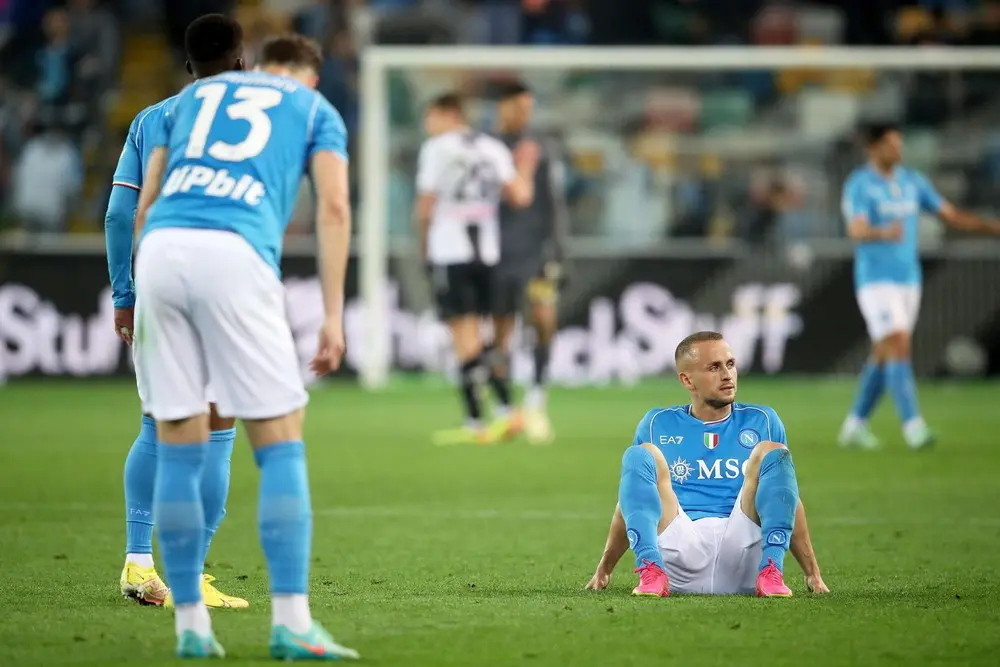 Lobotka in crisi: cosa sta succedendo sul campo? Aiuto urgente!