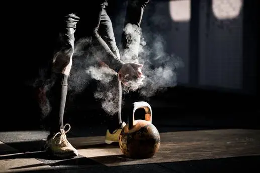 Scegliere il peso perfetto per scolpire i muscoli: ecco come!