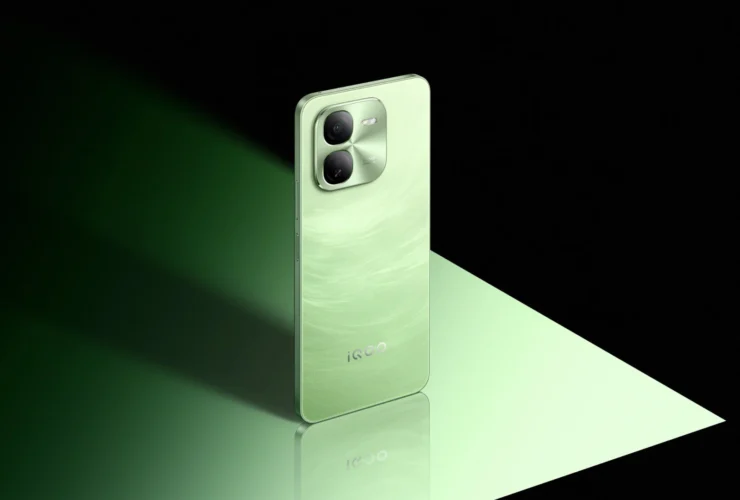 Iqoo Z10x: in arrivo il flagship con super batteria da 6.500 mAh!