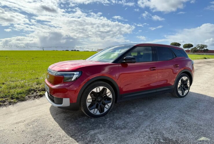 Ford Explorer AWD da 340 cv: l’adrenalina su quattro ruote!