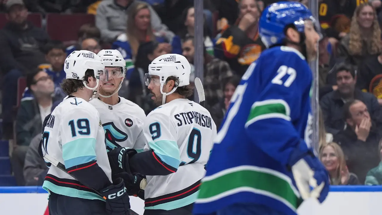 Canucks in crisi: il sogno playoff svanisce tra rabbia e delusione