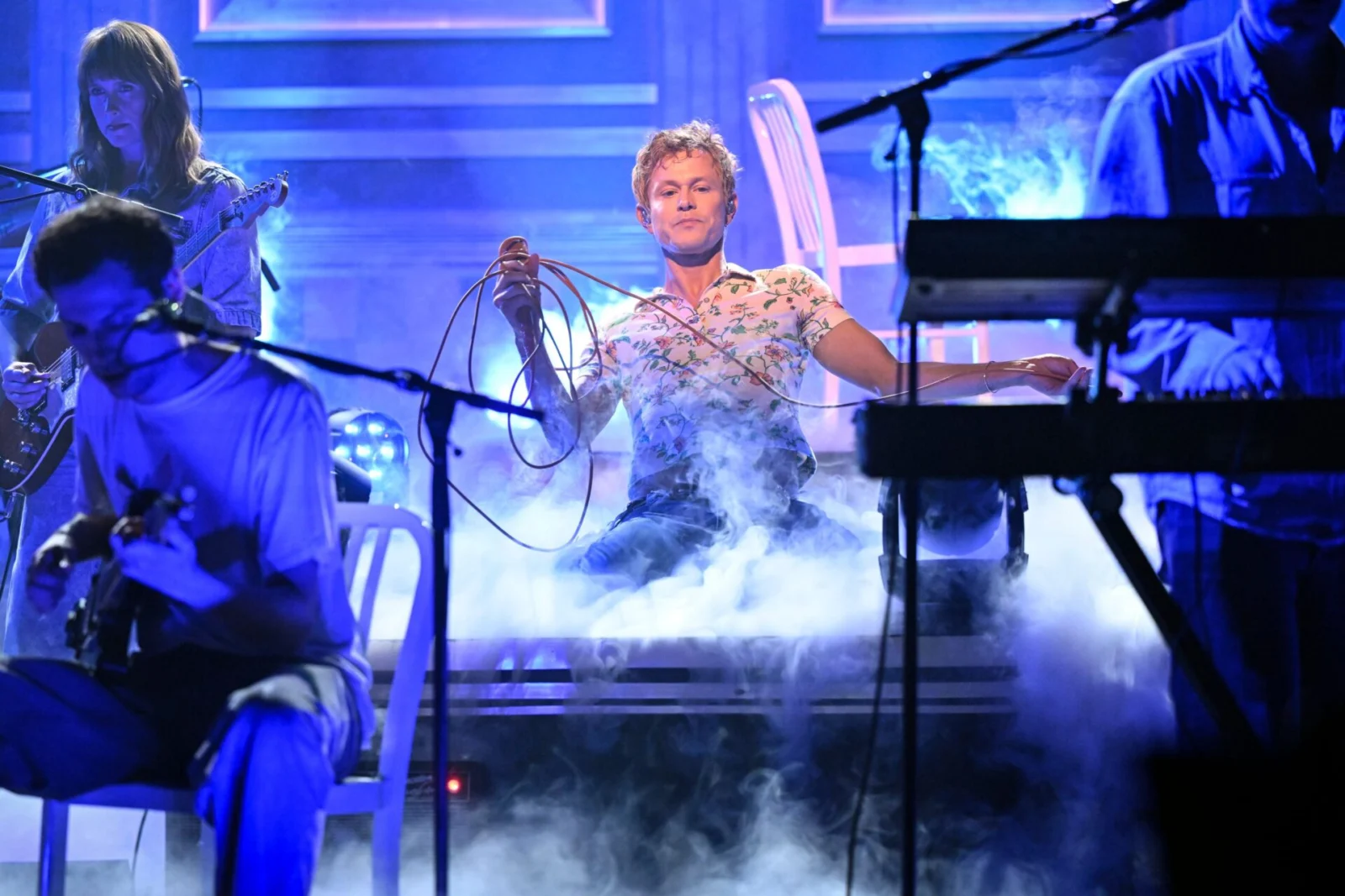 Perfume Genius fa sognare Fallon con la magica “It’s a Mirror”!