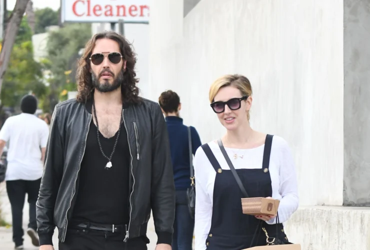 Russell Brand svela il segreto del suo amore per Laura! Scopri di più!