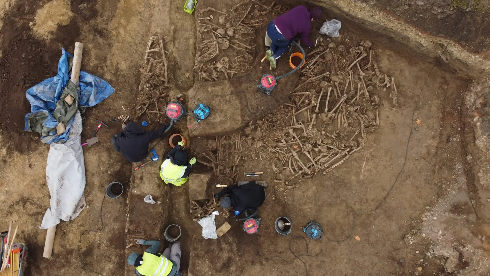 Scoperta incredibile: oltre 120 soldati romani ritrovati sotto un campo!