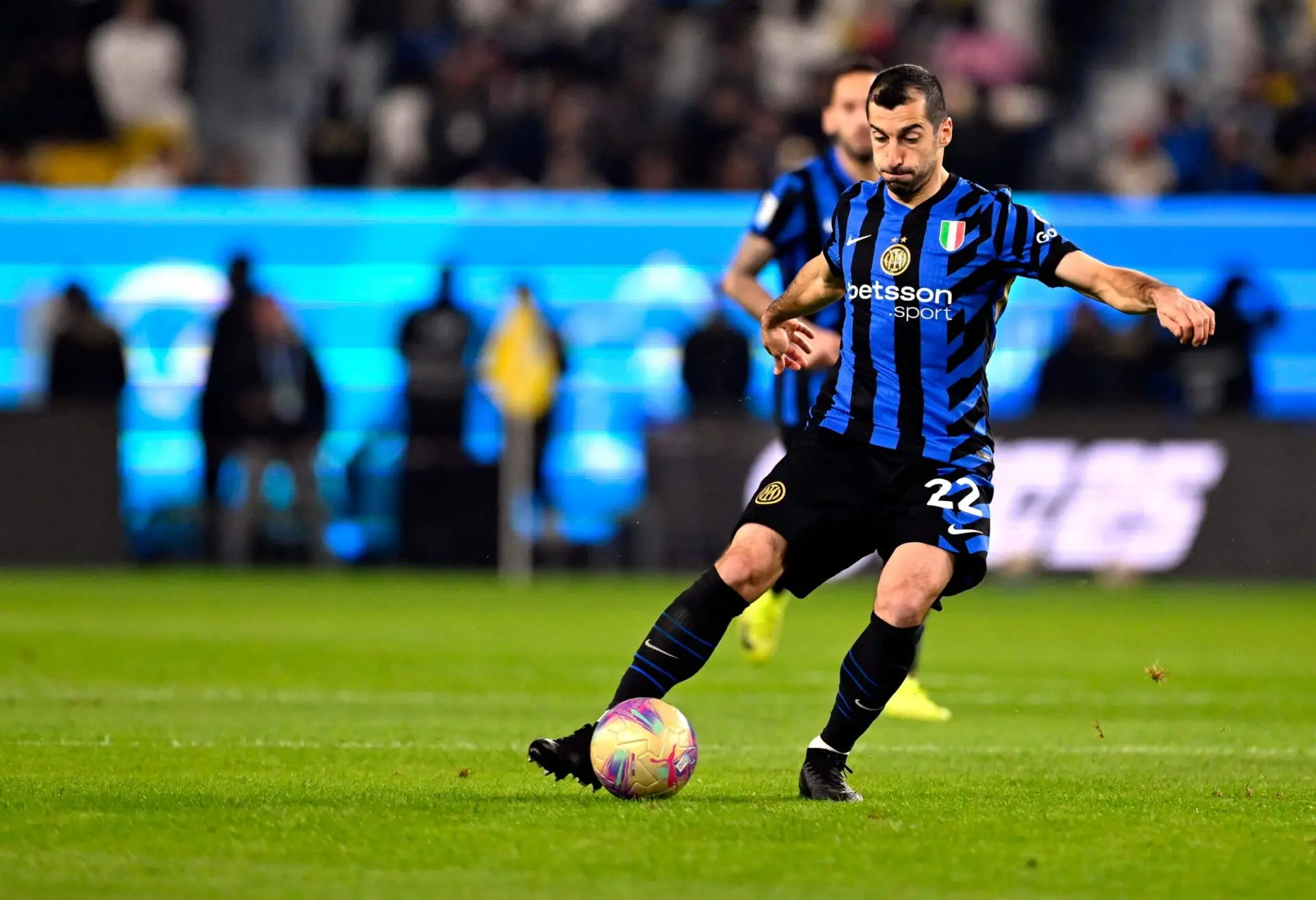 Parma e Inter si sfidano: chi conquisterà il campo?