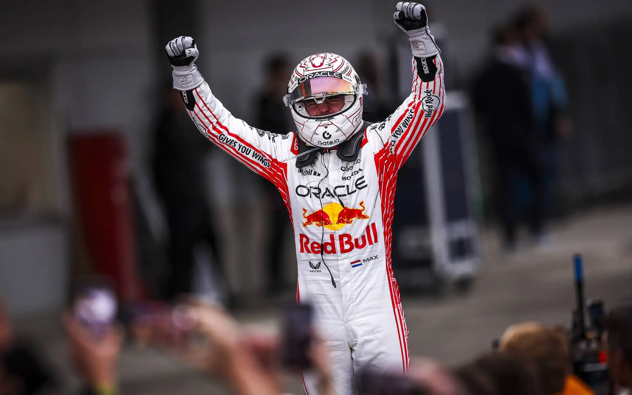 F1, GP Giappone: Verstappen trionfa come un vero supereroe!