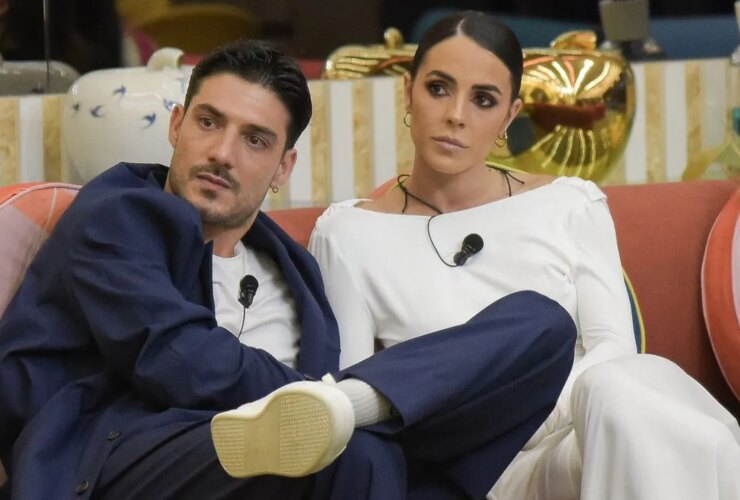 Shaila Gatta in crisi: ecco i retroscena svelati dal manager!