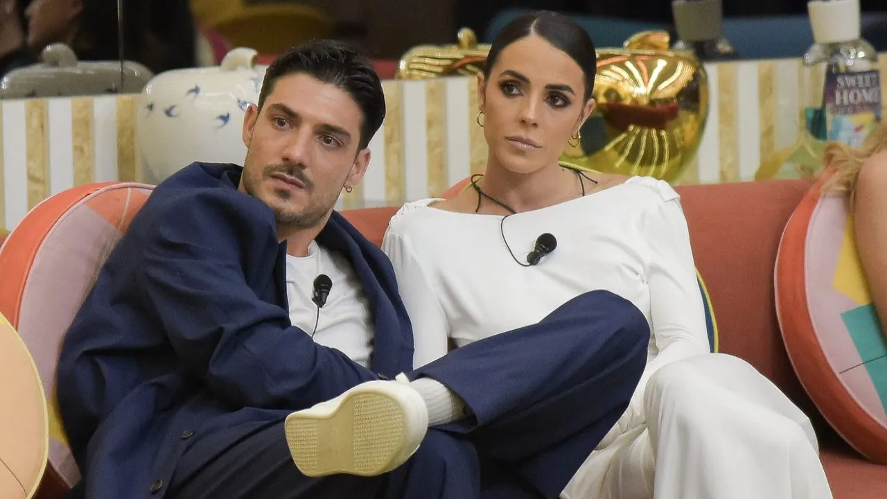 Shaila Gatta in crisi: ecco i retroscena svelati dal manager!