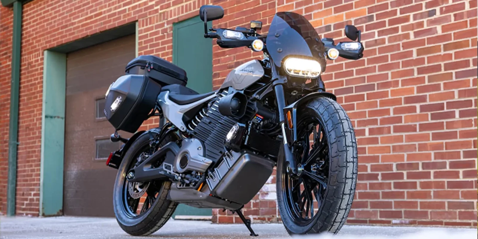 400 kW DC fast charging On The Run arrives in Canada – and it’s FREE!