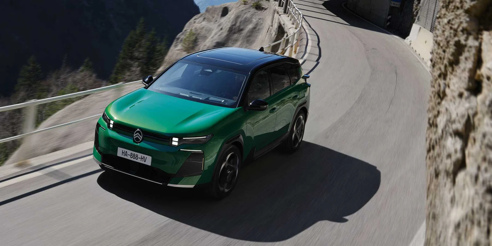 Scopri il nuovo Citroen C5 Aircross: stile e comfort su strada
