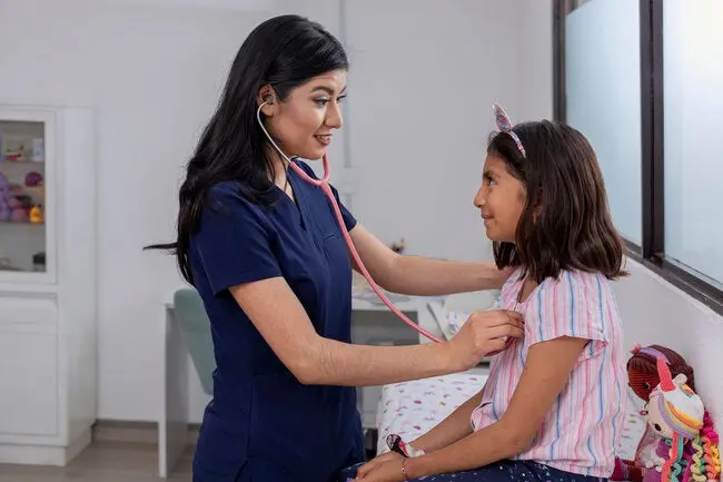 Nuovo rapporto PAHO: 14 paesi americani in crisi di personale sanitario