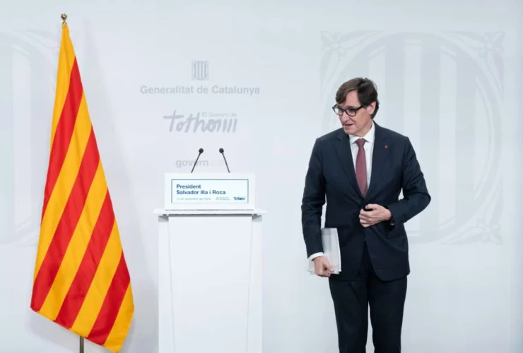Salvador Illa promette di salvaguardare il sistema bancario catalano