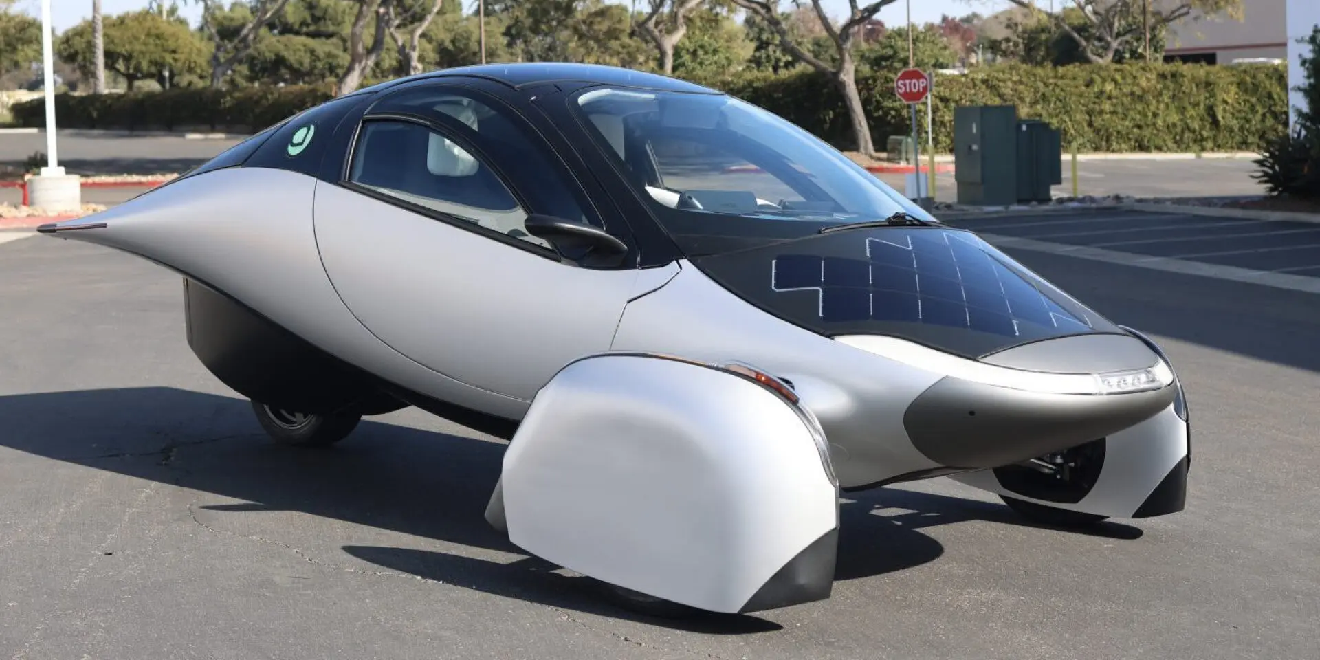 Tesla: l’unico marchio di auto elettriche con percezione negativa