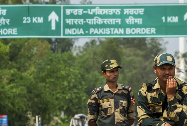 L’India stoppa le importazioni dal Pakistan tra le crescenti tensioni