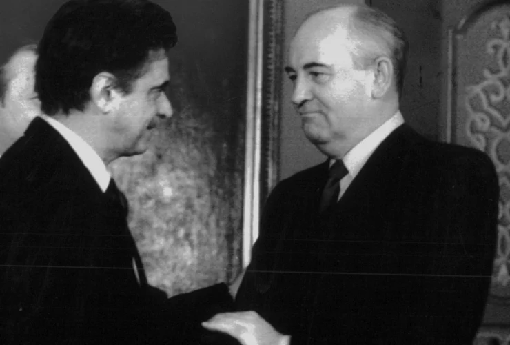 Achille Occhetto racconta di Gorbaciov e la scomunica del Pci