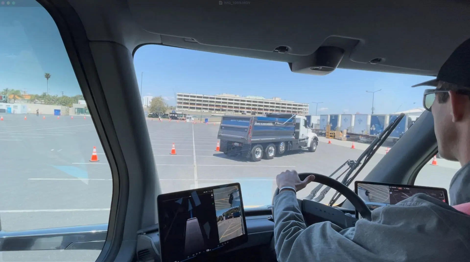 L’innovativa esperienza di Rivian a NYC: il nuovo spazio EV da vivere