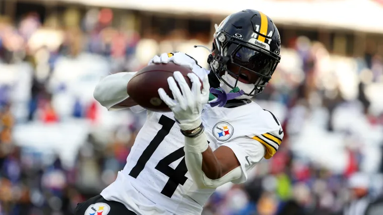 I Cowboys stringono un accordo con i Steelers per George Pickens