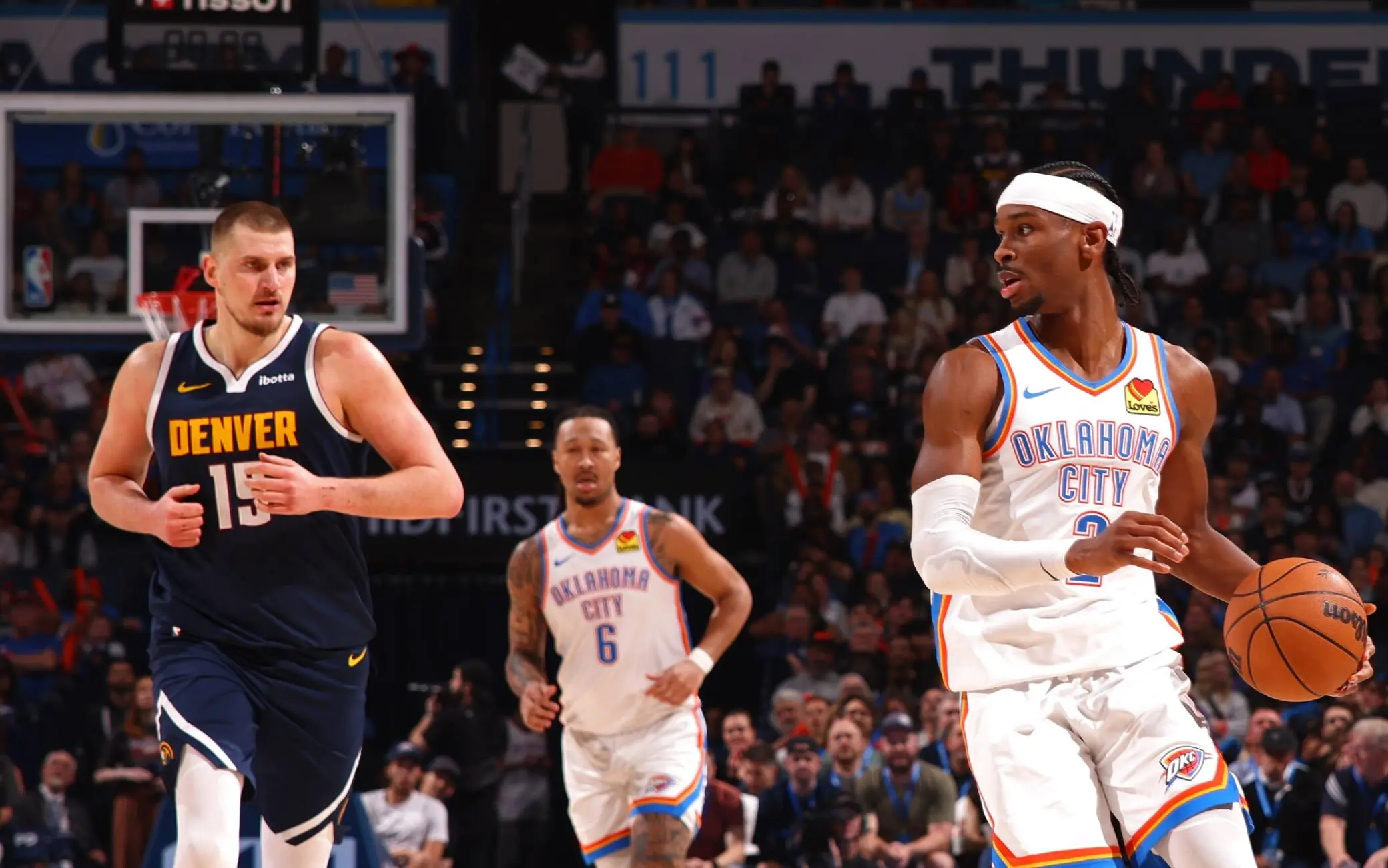 Jokić e Gilgeous-Alexander: sfida tra MVP nei playoff NBA