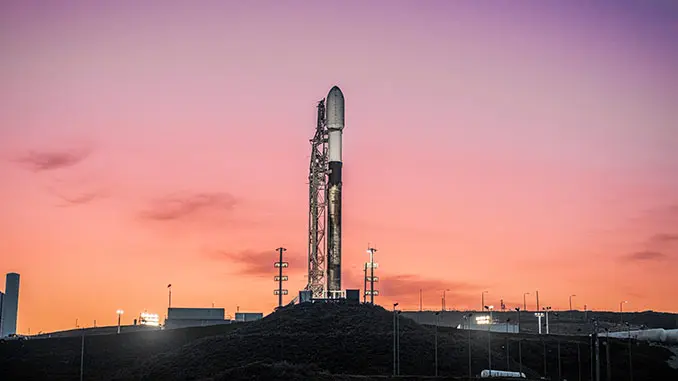SpaceX lancia 26 satelliti Starlink con Falcon 9 da Vandenberg