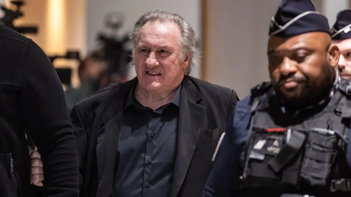 Gérard Depardieu condannato a 18 mesi per aggressioni sessuali
