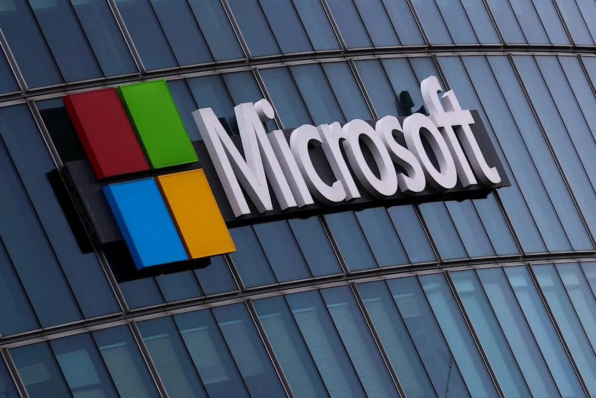 Microsoft taglia il 3% del personale globale: strategie e impatti