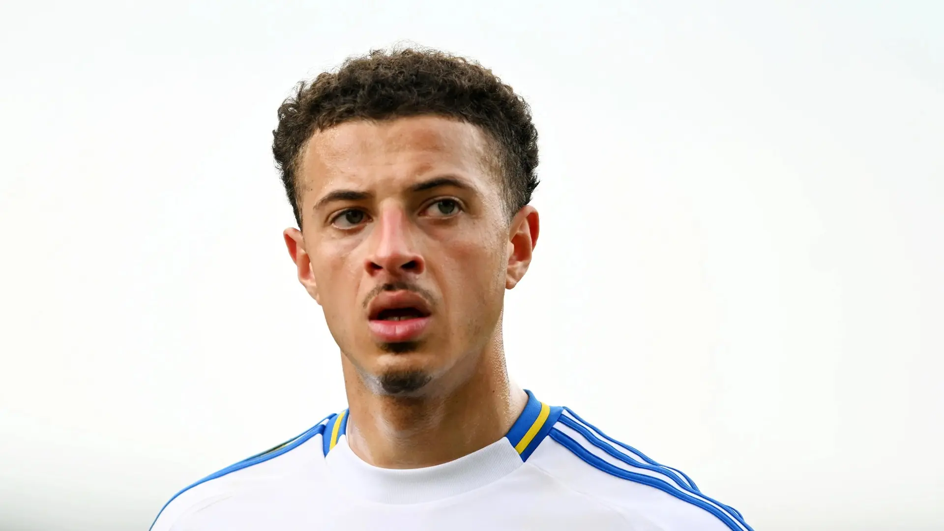 Leeds risponde alle foto del figlio di Ethan Ampadu con la maglia Galatasaray