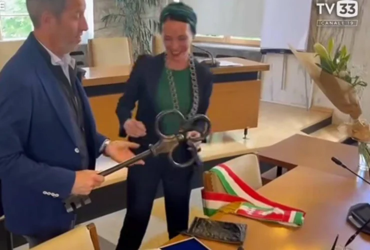 Chi è Katharina Zeller, sindaca di Merano e la sua scelta simbolica