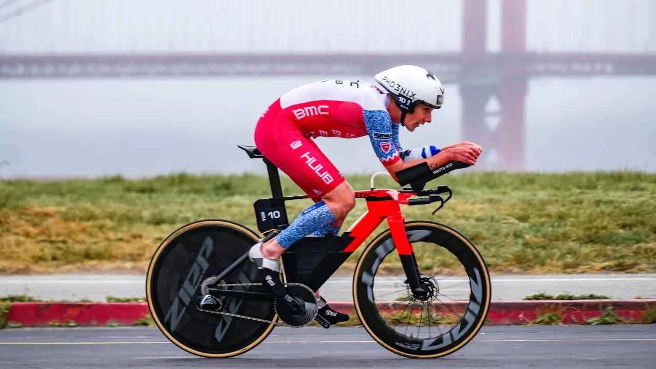 La leggenda del triathlon Alistair Brownlee sfida la storica Gralloch gravel