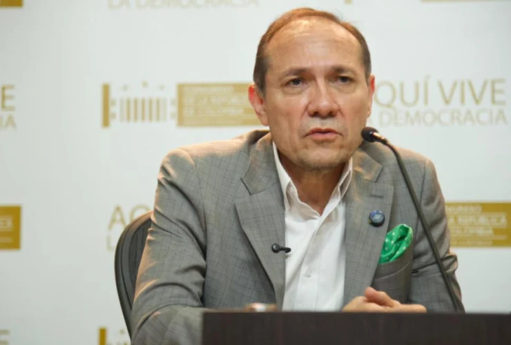 Mintrabajo critica duramente al Congreso por propuesta de reforma laboral