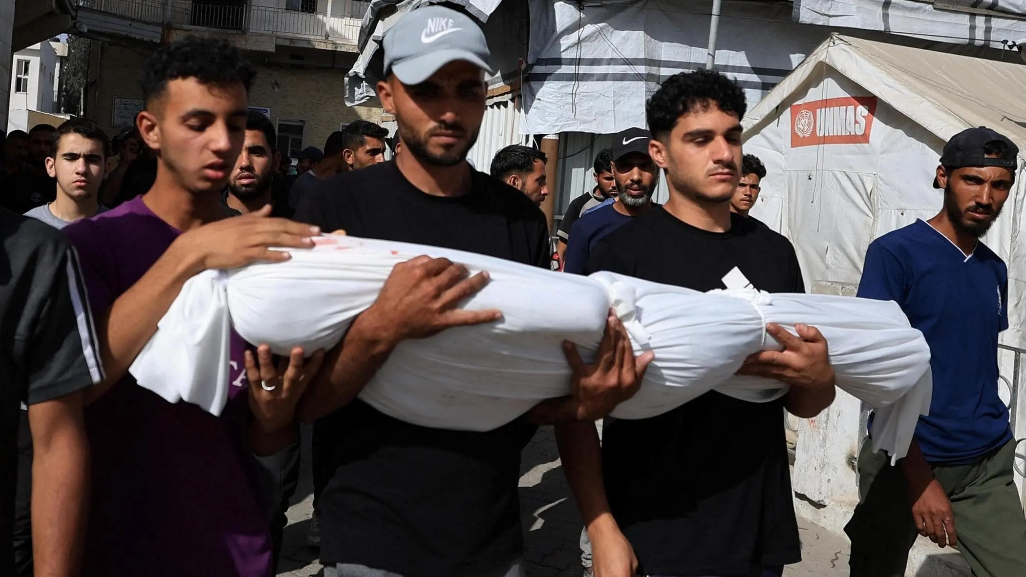 Israele e Gaza: l’Idf ordina lo sgombero a Khan Younis, operazione storica