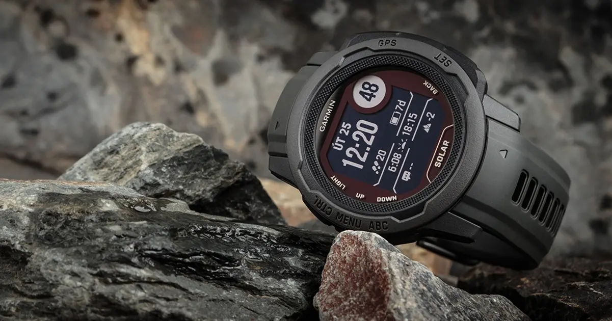Resigilatul zilei #57: garmin instinct 2s solar, smartwatch compatto e ultraresistente con ricarica solare