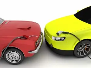 Più consumatori Usa scelgono auto a benzina rispetto a elettriche o ibride